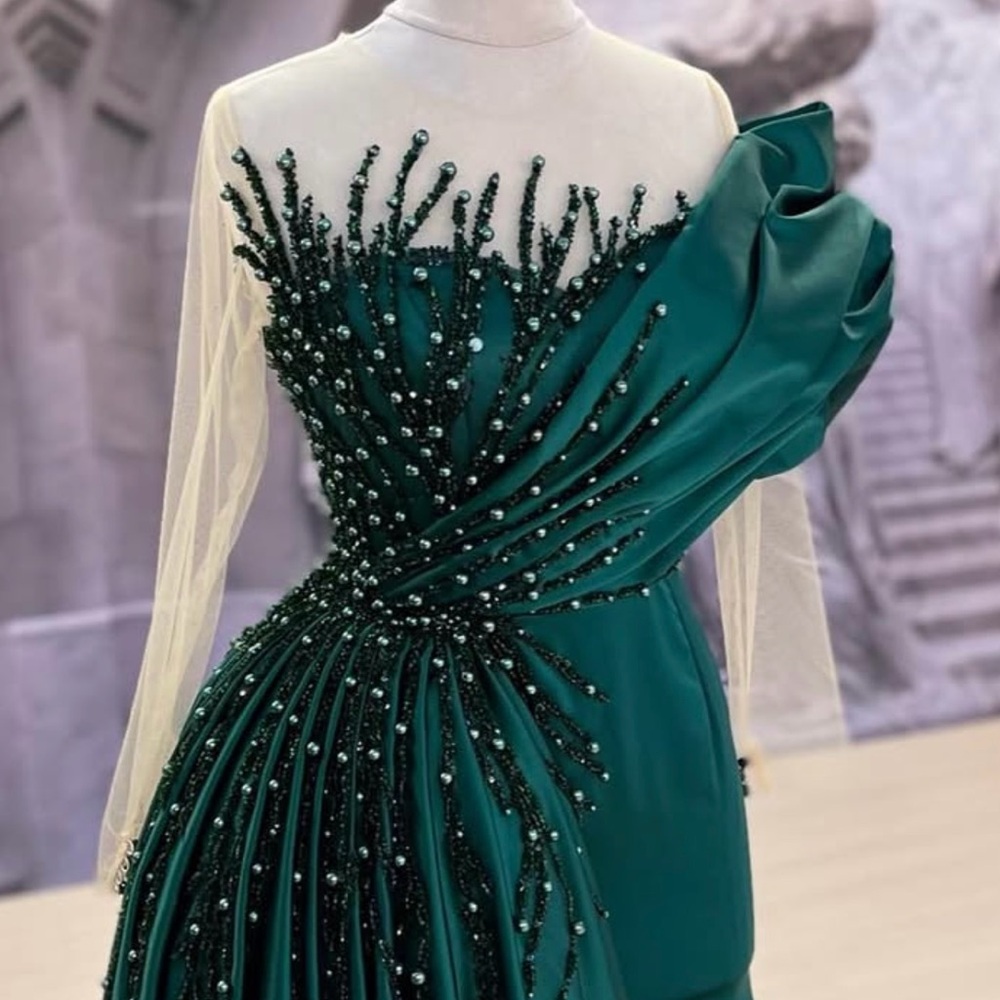 Emerald One Shoulder Gown with Bead Detailing - Picture 2 of 4